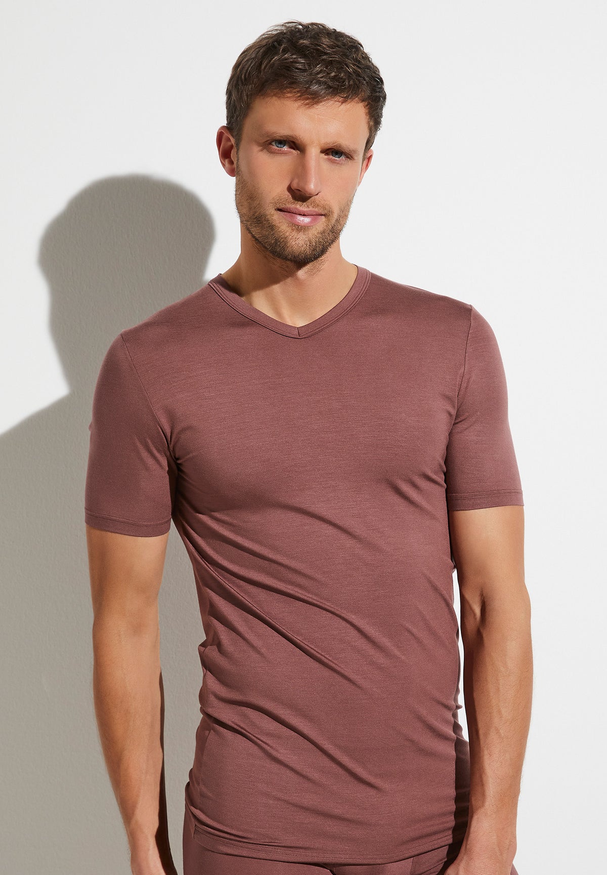 Pureness | T-Shirt kurzarm V-Ausschnitt - marron