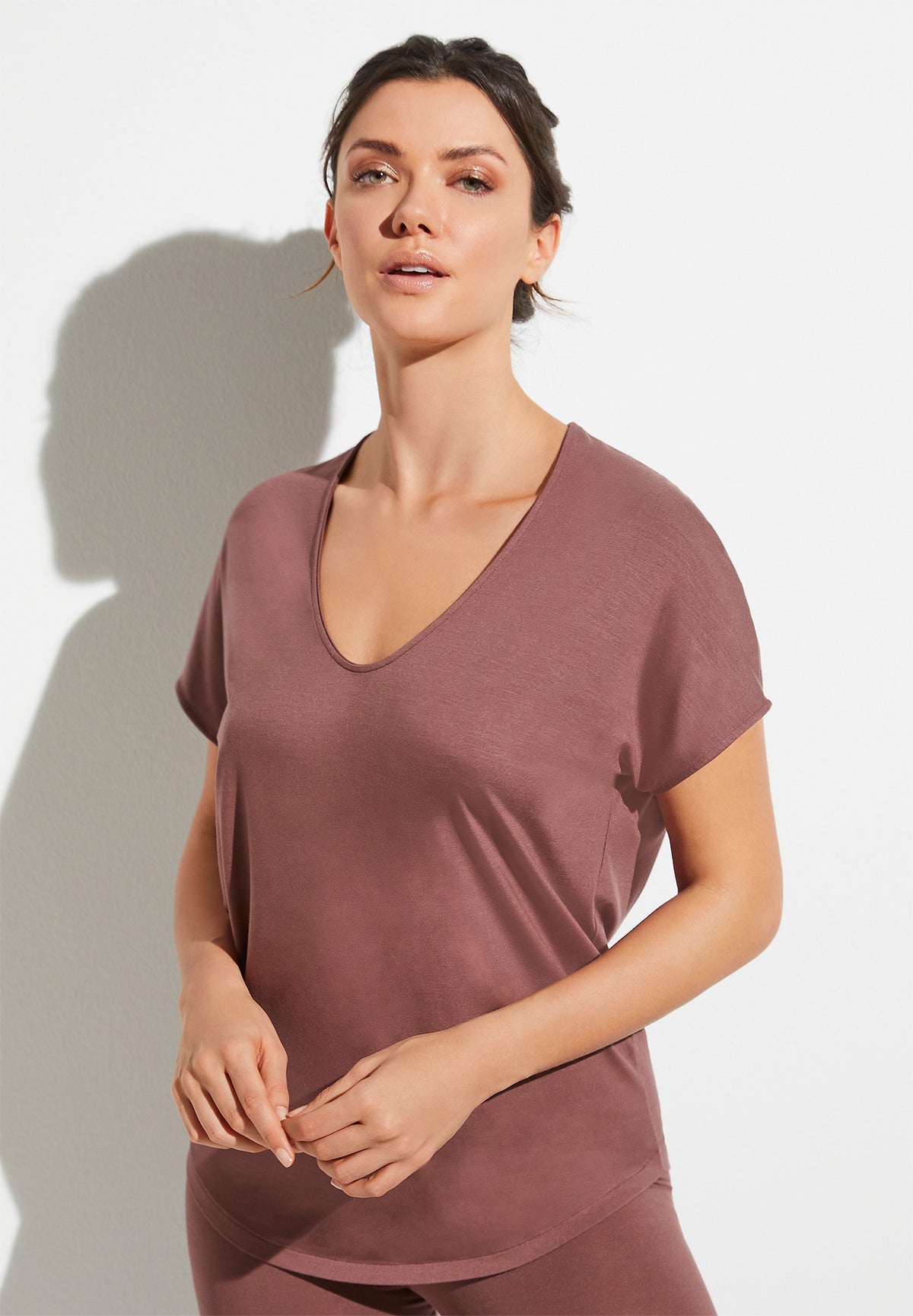 Pureness | T-Shirt Short Sleeve V-Neck - marron