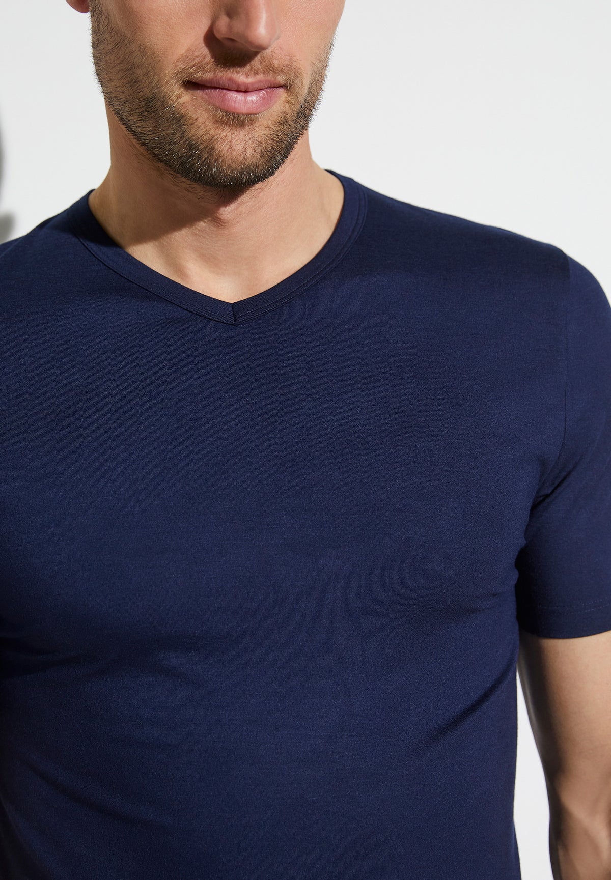Pureness | T-Shirt kurzarm V-Ausschnitt - navy